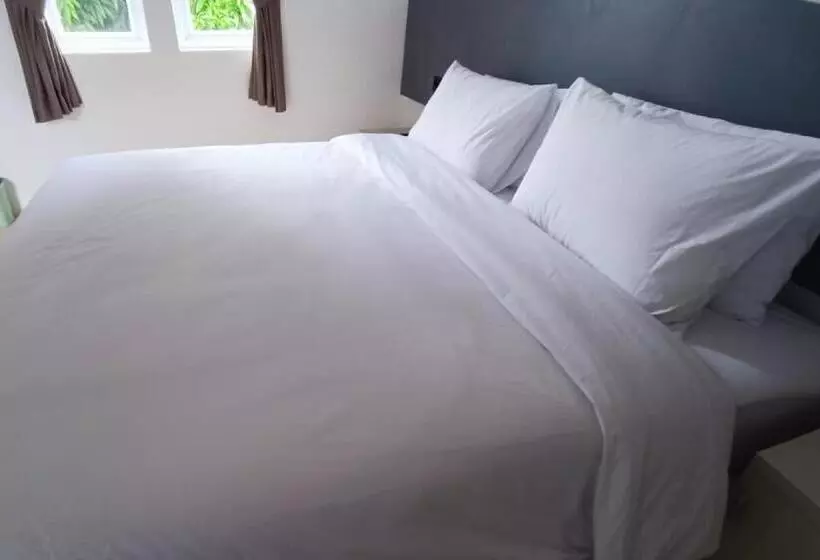 Hotelli Oyo 93779 Bumi Tenang Homestay