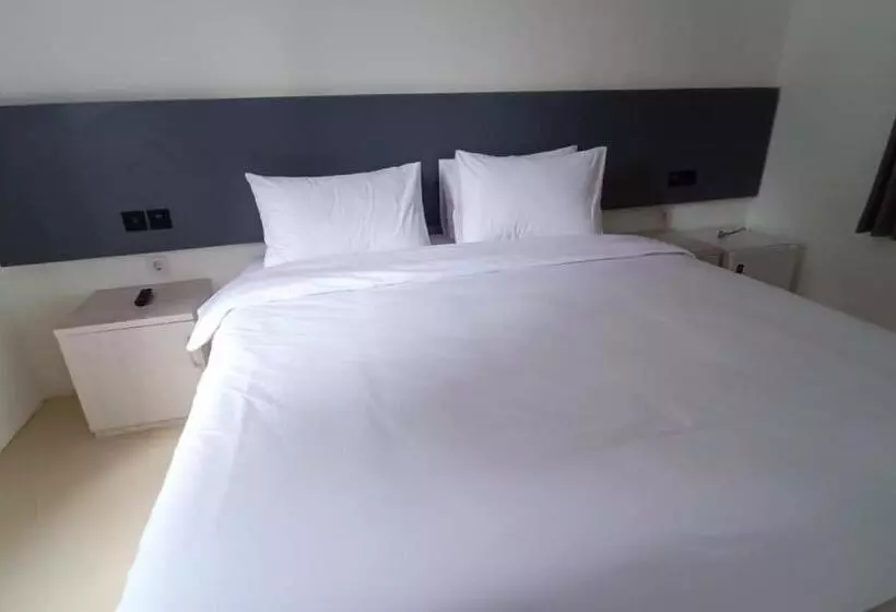 Hotelli Oyo 93779 Bumi Tenang Homestay