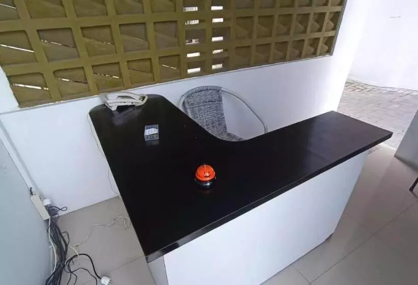 Hotelli Oyo 93779 Bumi Tenang Homestay