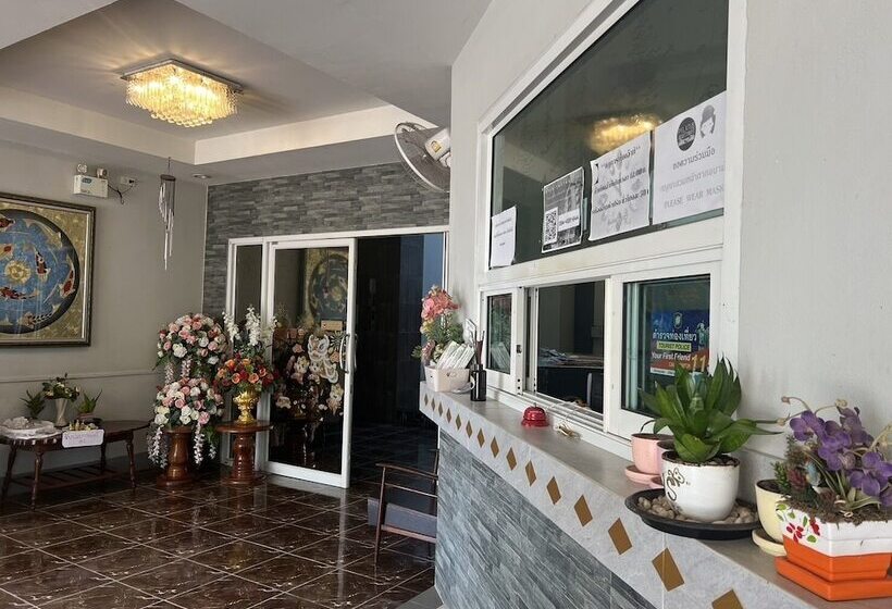 Отель Pilatus Apartment