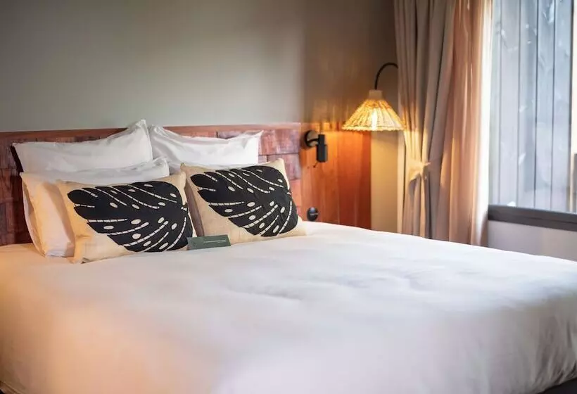 هتل Hôtel Le Tuit Tuit