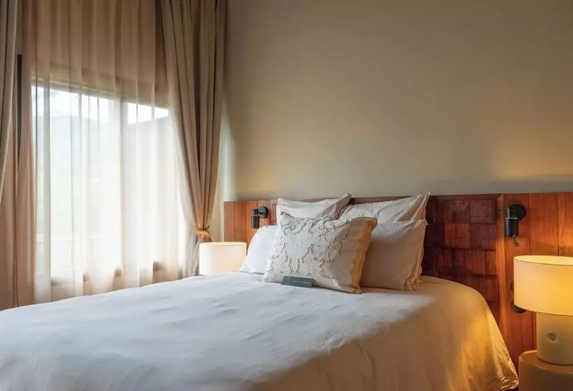 هتل Hôtel Le Tuit Tuit