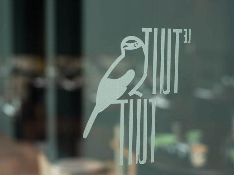 هتل Hôtel Le Tuit Tuit