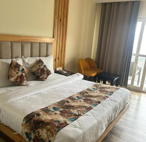 فندق Ooty Mountain And River View, Ooty