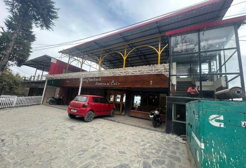 فندق Ooty Mountain And River View, Ooty