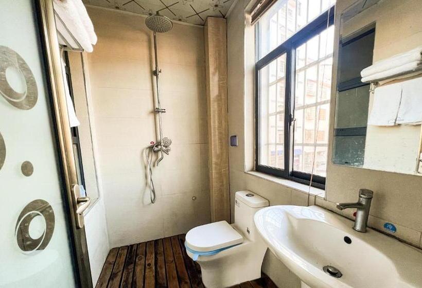 Little White House Homestay Tianmen Mountain Scenic Area