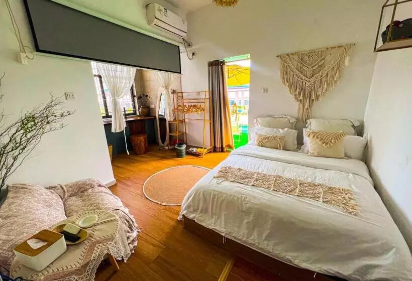 Little White House Homestay Tianmen Mountain Scenic Area