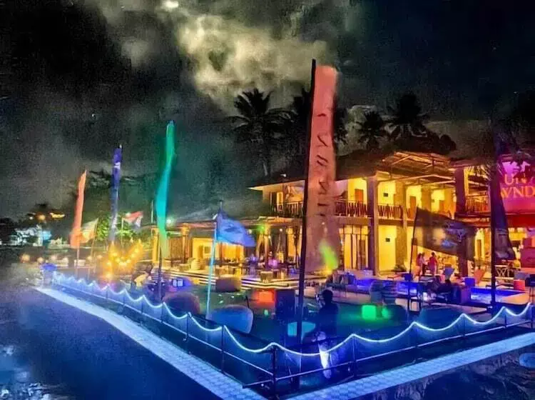 Unwnd Boutique Hotel Camiguin