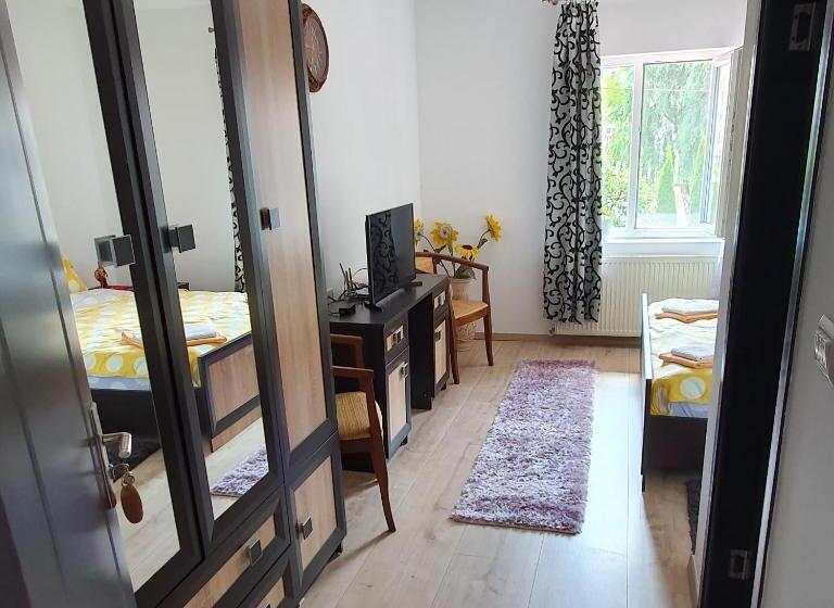 پانسیون Casa Guşă