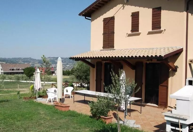 ホテル Azienda Agrituristica Bocci