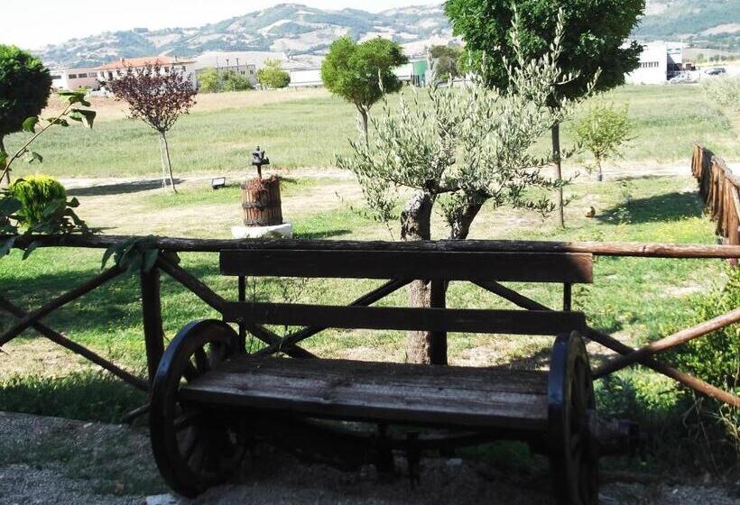 בית מלון כפרי Azienda Agrituristica Bocci