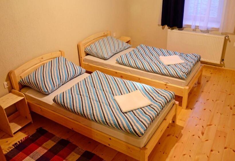 بنسيون Fatornyos Tanyasi Vendégház