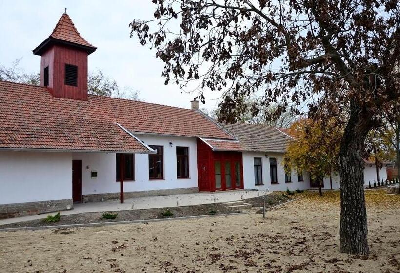 بنسيون Fatornyos Tanyasi Vendégház