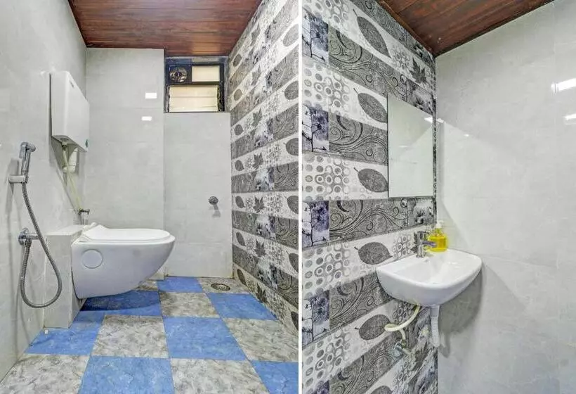 ホテル Kirtiraj Lodging And Boarding