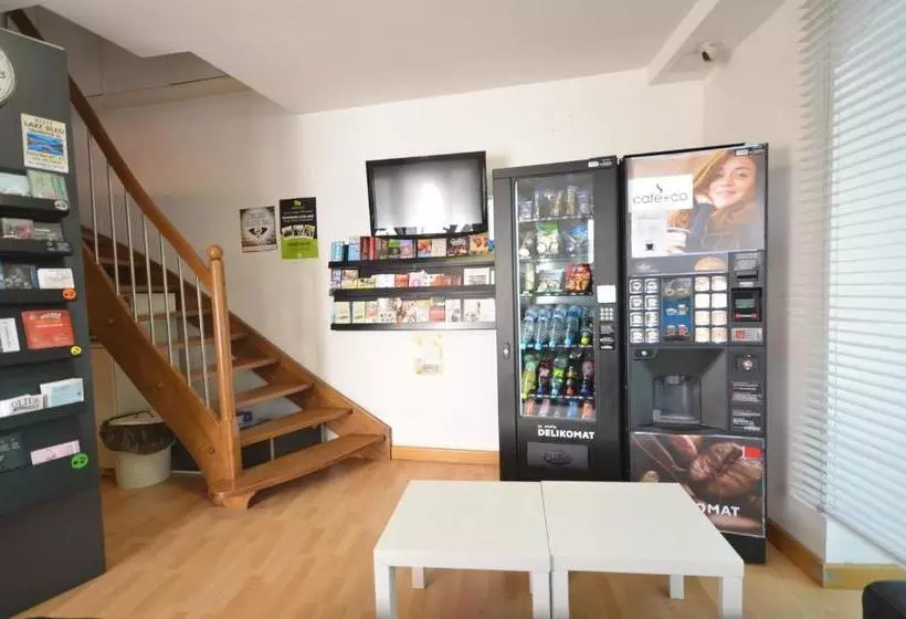H2o Hostel