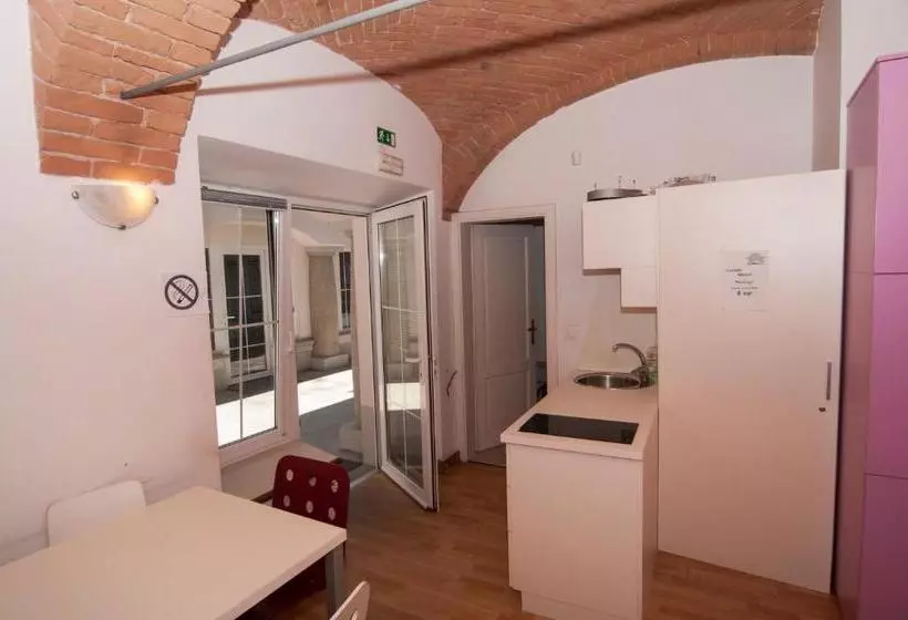 H2o Hostel