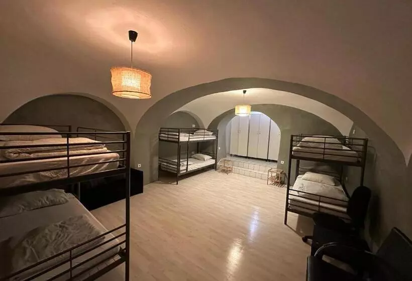 Hostel Sleeping Beauty