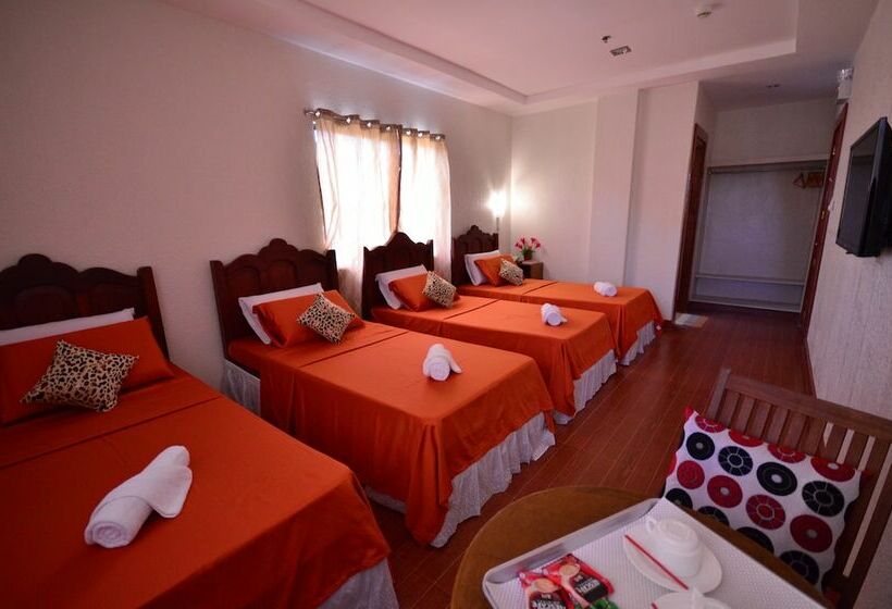 Hotel Casanas Suites