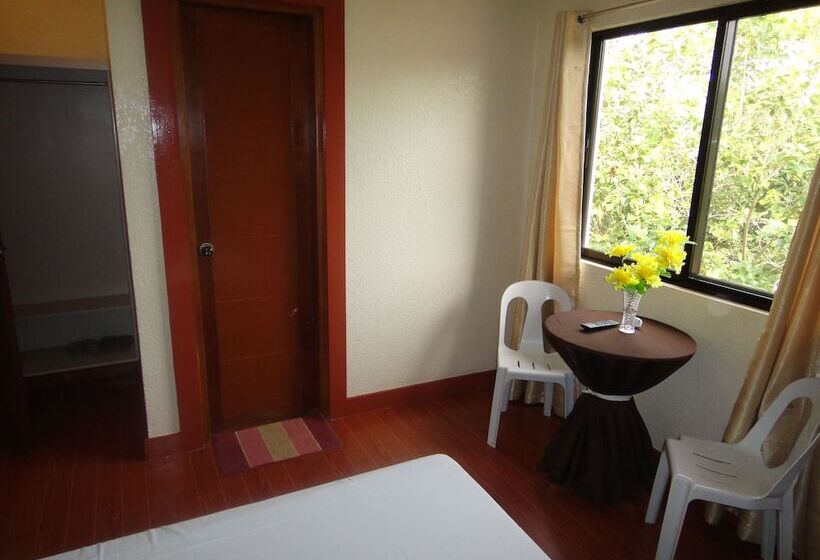 Hotel Casanas Suites