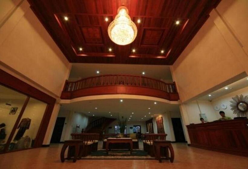 فندق Daosavanh Resort & Spa