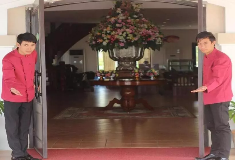 ホテル Daosavanh Resort & Spa