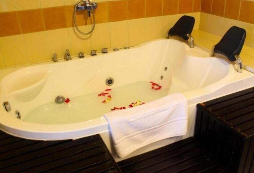 فندق Daosavanh Resort & Spa