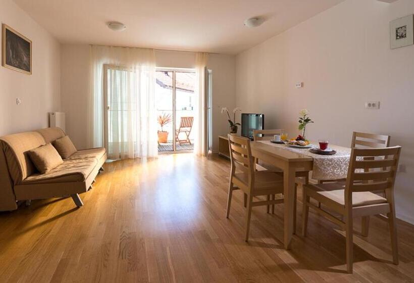 هتل Postojna Cave Rooms & Apartments Proteus