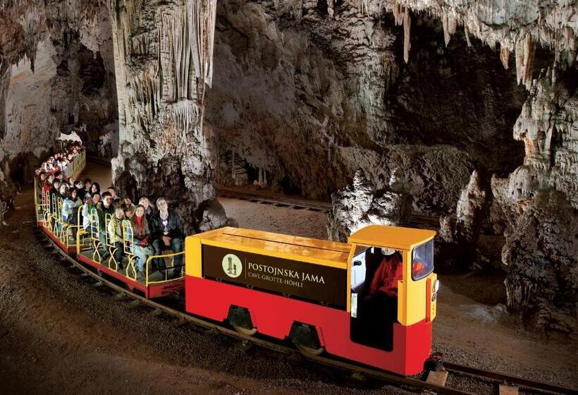 هتل Postojna Cave Rooms & Apartments Proteus