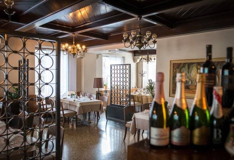 هتل Postojna Cave Rooms & Apartments Proteus