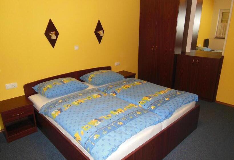 ホテル Pri Belokranjcu