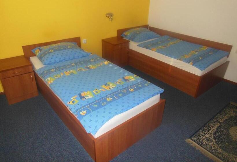 ホテル Pri Belokranjcu