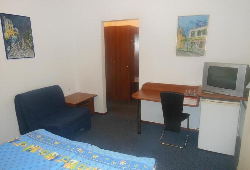 ホテル Pri Belokranjcu