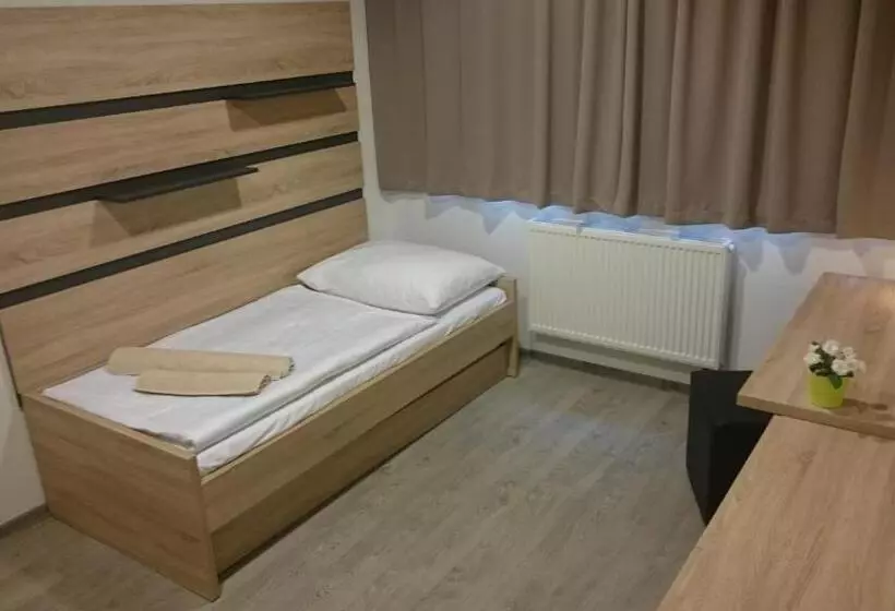 Motelli Tam Autohof Malacky