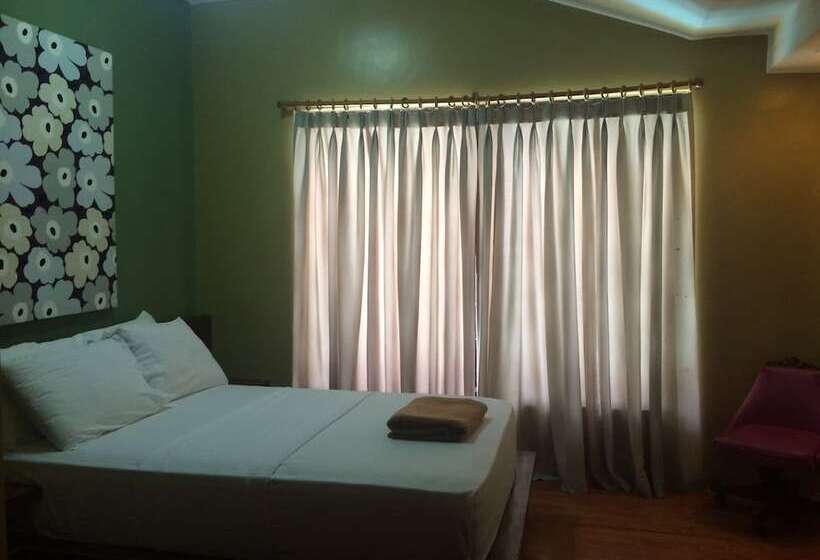 The Purple Tree Bed & Breakfast