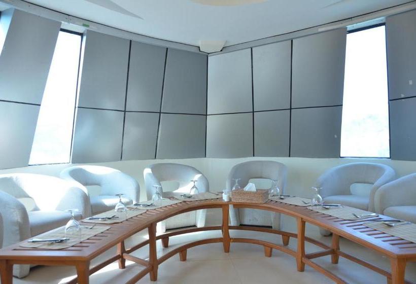 Sky Palace Hotel & Cafe Flight