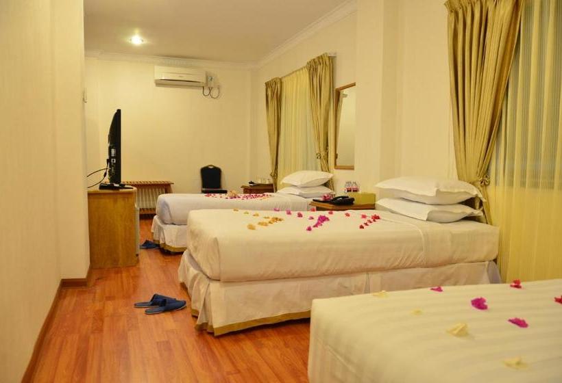 Sky Palace Hotel & Cafe Flight