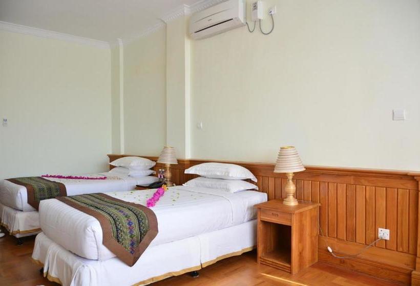 Sky Palace Hotel & Cafe Flight