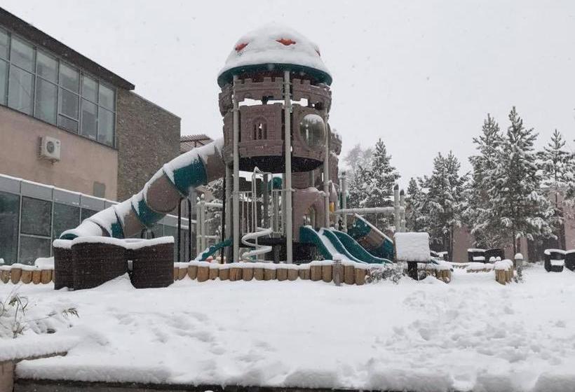 هتل The Corporate  And Resort In Nukht