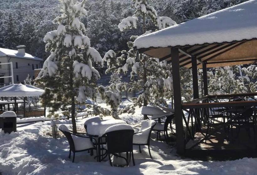 هتل The Corporate  And Resort In Nukht