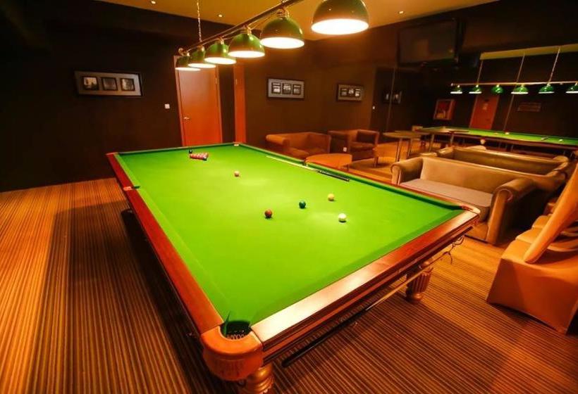 هتل The Corporate  And Resort In Nukht