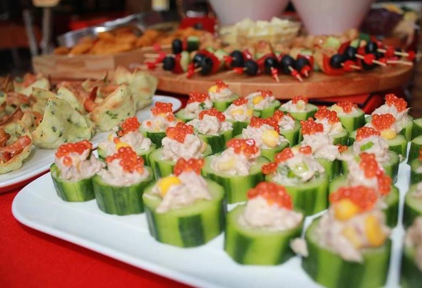 هتل The Corporate  And Resort In Nukht