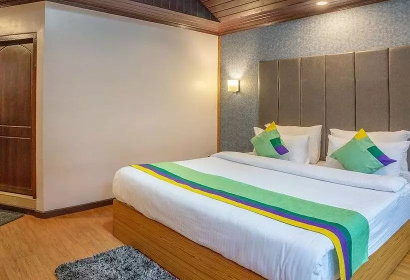 ホテル Treebo Eeshan Rodhi Resort, Darjeeling