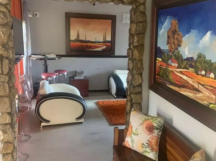 ベッドアンドブレックファースト Africa Footprints Guest House