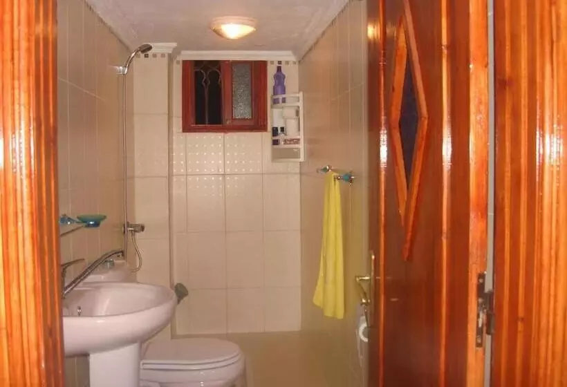 Aamiaismajoitus (B&B) Auberge Tilila