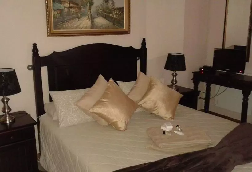 ベッドアンドブレックファースト Black Swan Guest House