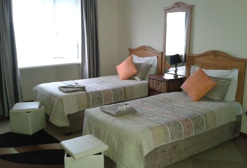 مبيت وإفطار Black Swan Guest House