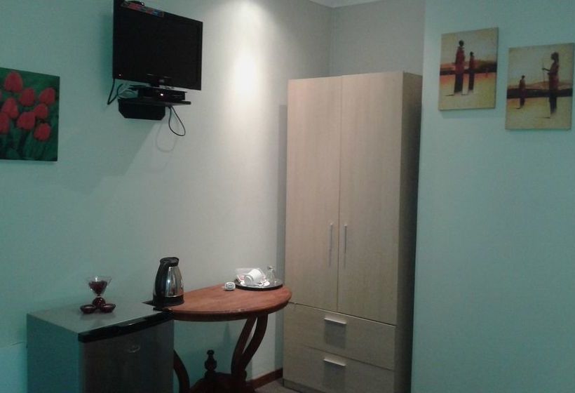 مبيت وإفطار Black Swan Guest House