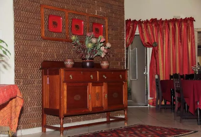 ベッドアンドブレックファースト Rustenburg Guesthouse