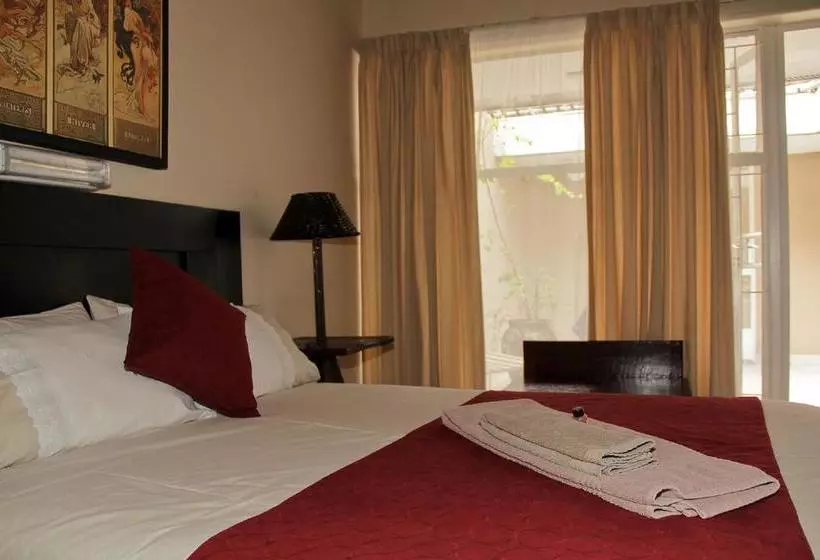 ベッドアンドブレックファースト Rustenburg Guesthouse