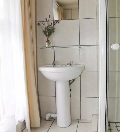 ベッドアンドブレックファースト Rustenburg Guesthouse